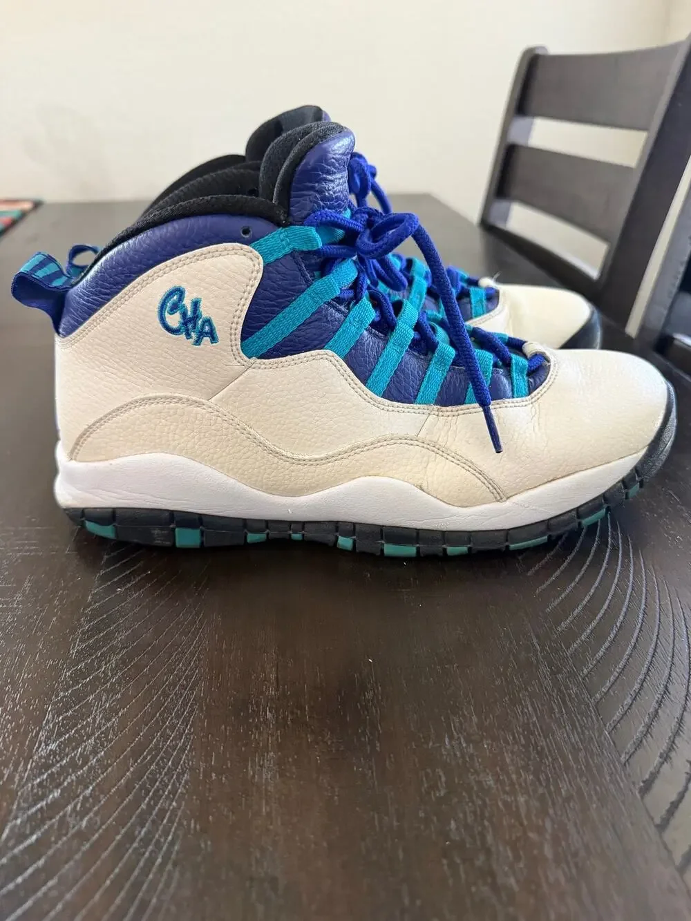 Air Jordan 10 Retro Charlotte Hornets City Pack 2016 Men’s Size 10